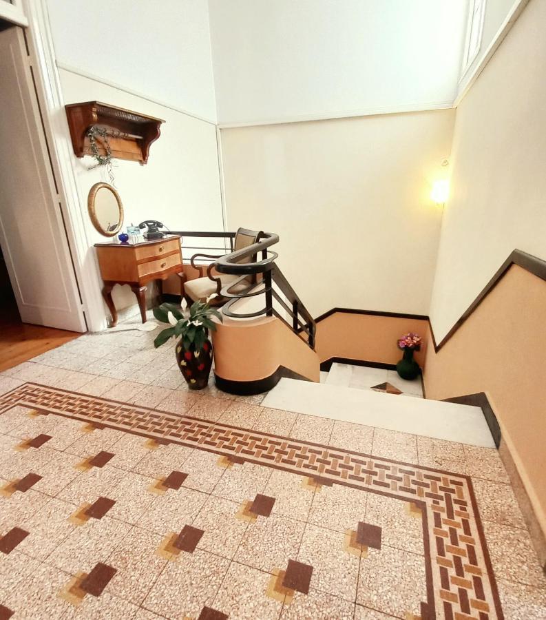 Villa Zeta'S Vintage Garden House Sparta Exterior foto